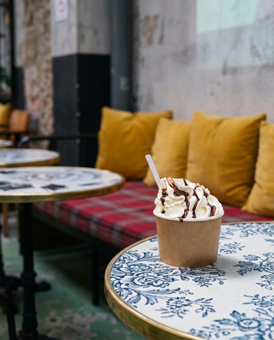 Miniature glace chantilly : exemple photo avant/après FotoResto